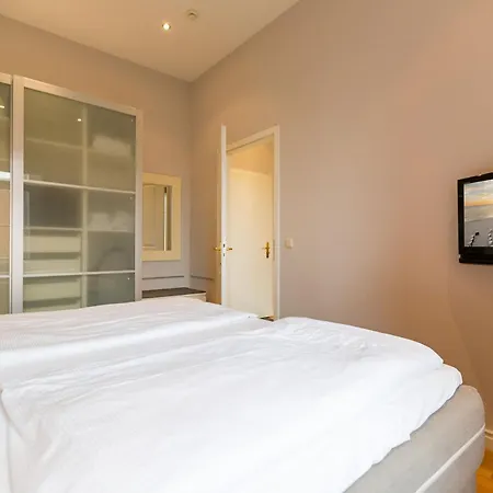 Autorenhaus App 07 Heinrich Bo